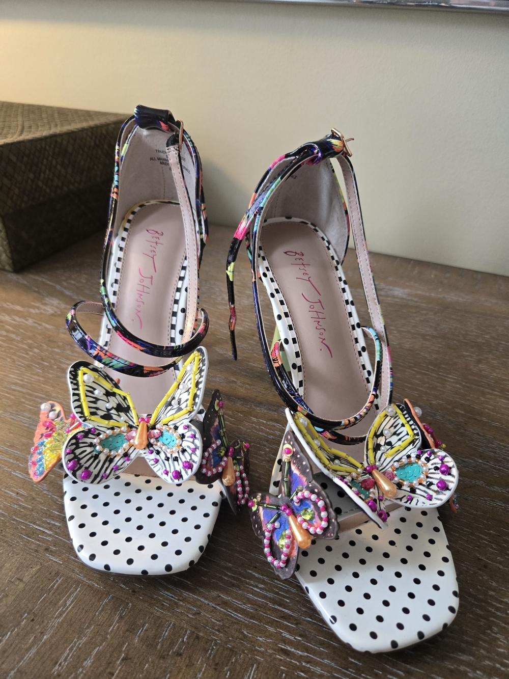 Betsey Johnson Trudie Butterfly Polka Dot Heels Size 8